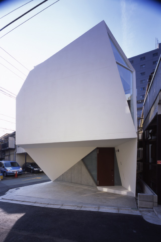 Illustration for article titled Cramped Or Not, I Want To Live in These Tiny Japanese Houses